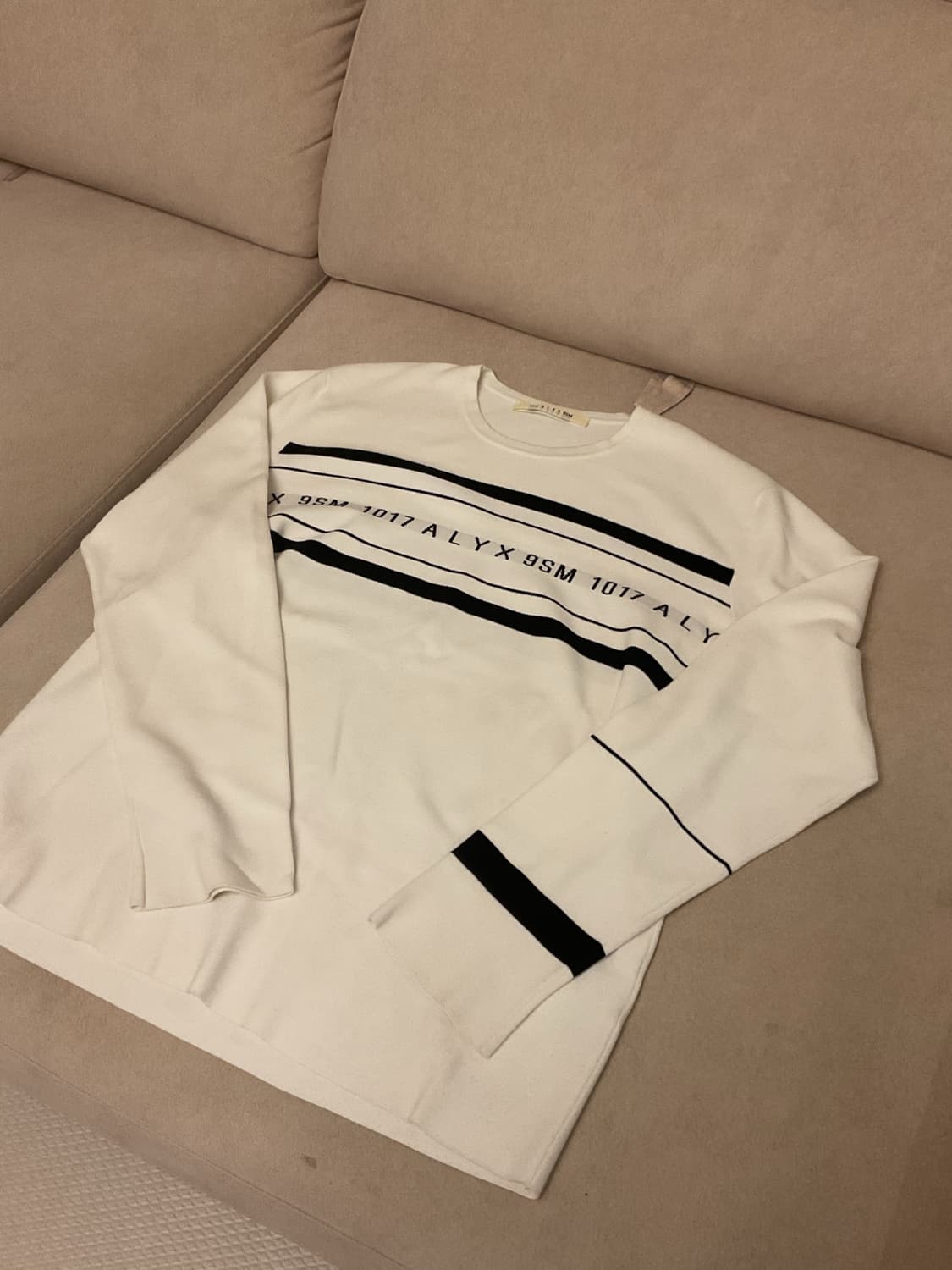 Alyx white knit 상품이미지1