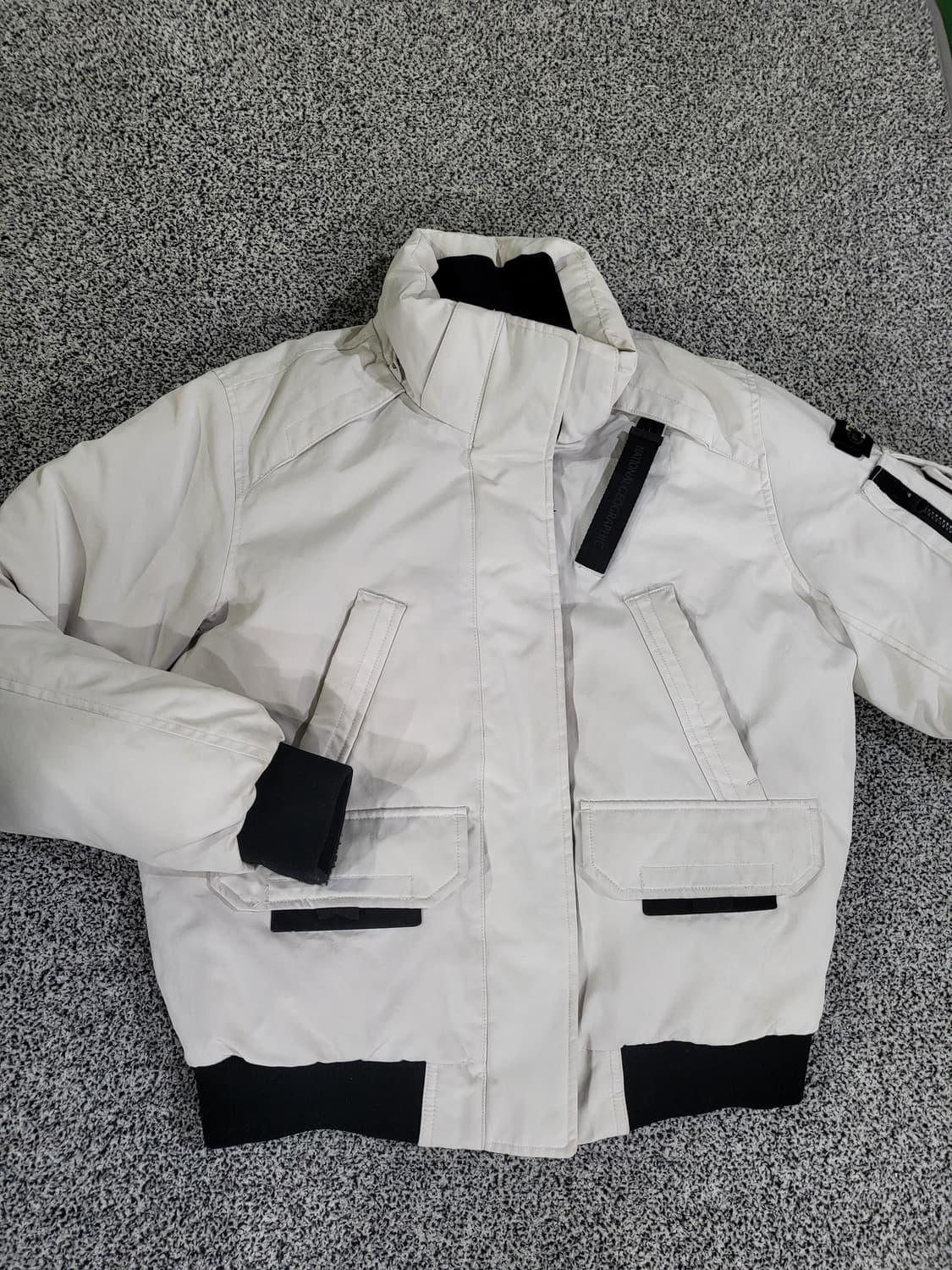 내셔널지오그래픽 덕다운 패딩 상품이미지2