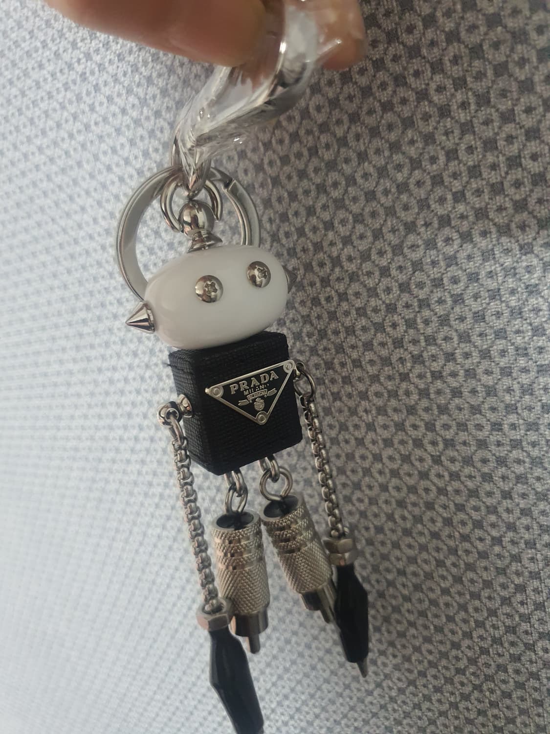 프라다로봇키링 새상품 5만2천특가 고리공간좁아서 회전이뻑뻑해요 상품이미지3