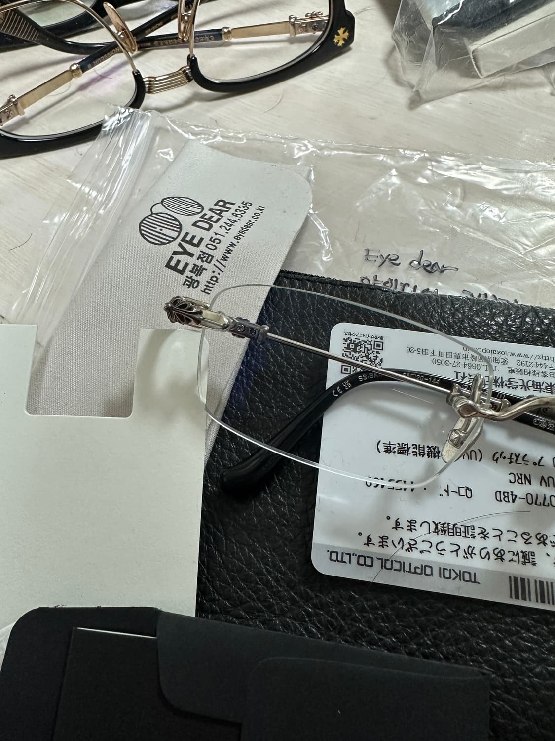 크롬하츠 샤이닝실버 필스3 무테 안경 상품이미지7