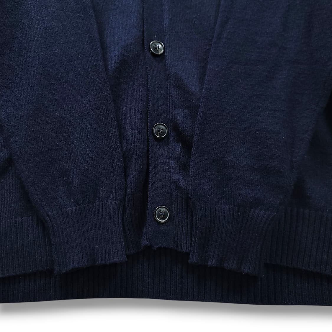 [115] 헤지스 골프 카카오 브이넥 니트 가디건 상품이미지7