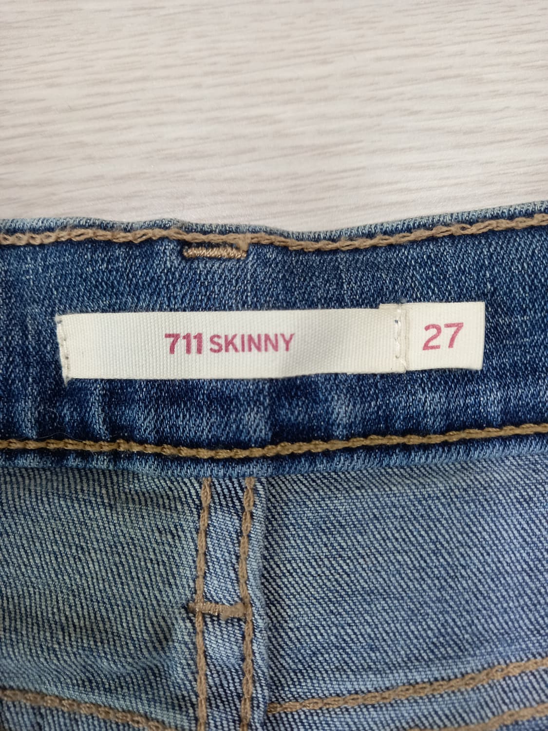 27 리바이스711 워싱 스판스키니 27-582 상품이미지7