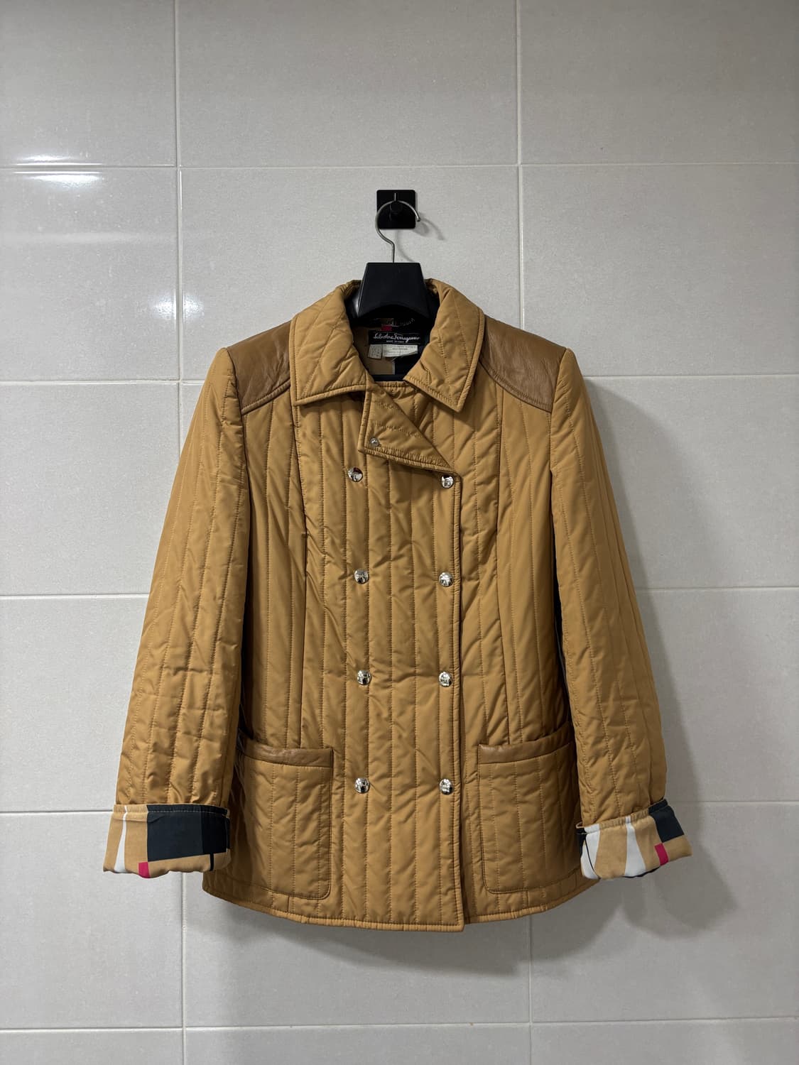 정품)살바토레 페레가모 퀄팅자켓 상품이미지1