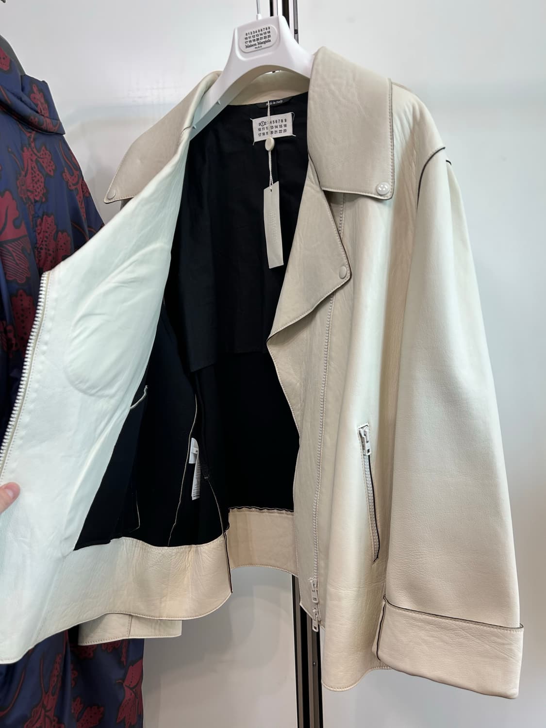 마르지엘라 화이트 레더 자켓 상품이미지8