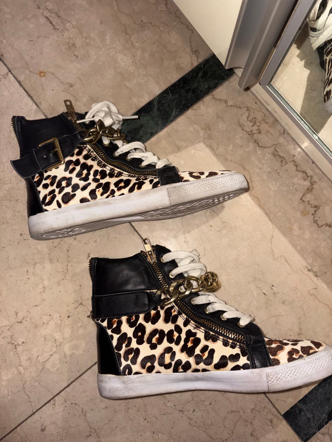 갸루 쥬시꾸띄르 체인 레오파드 호피 하이탑 운동화 상품이미지2