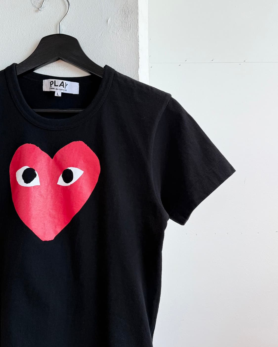 꼼데가르송 플레이 블랙 레드 하트로고 프린팅 하프티  상품이미지5