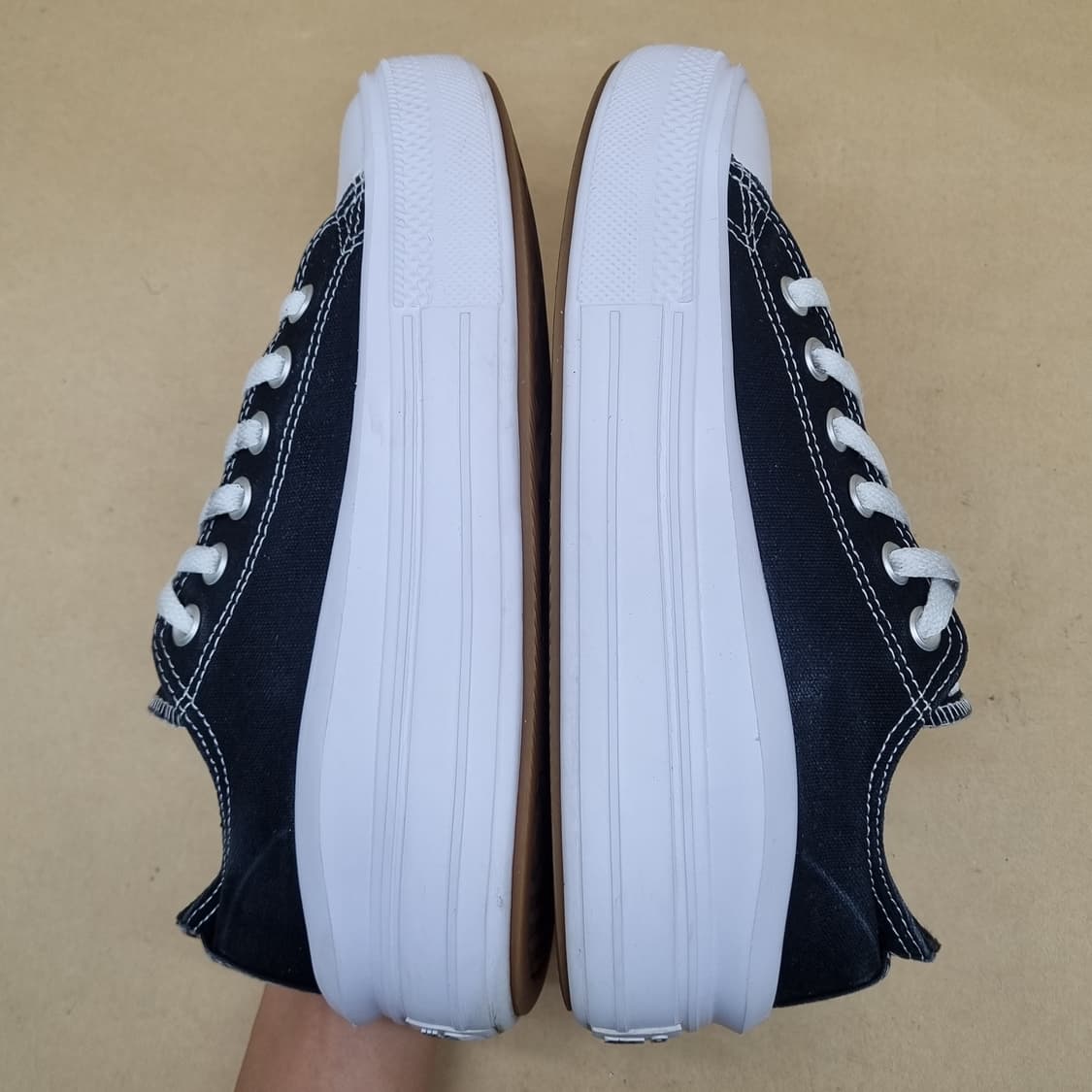 컨버스 올스타  무브 스니커즈 245 상품이미지5