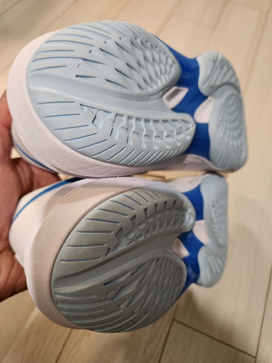 새상품급)아식스 스카이 앨리트FF3 W 1052A075103 여성용 배구 상품이미지4