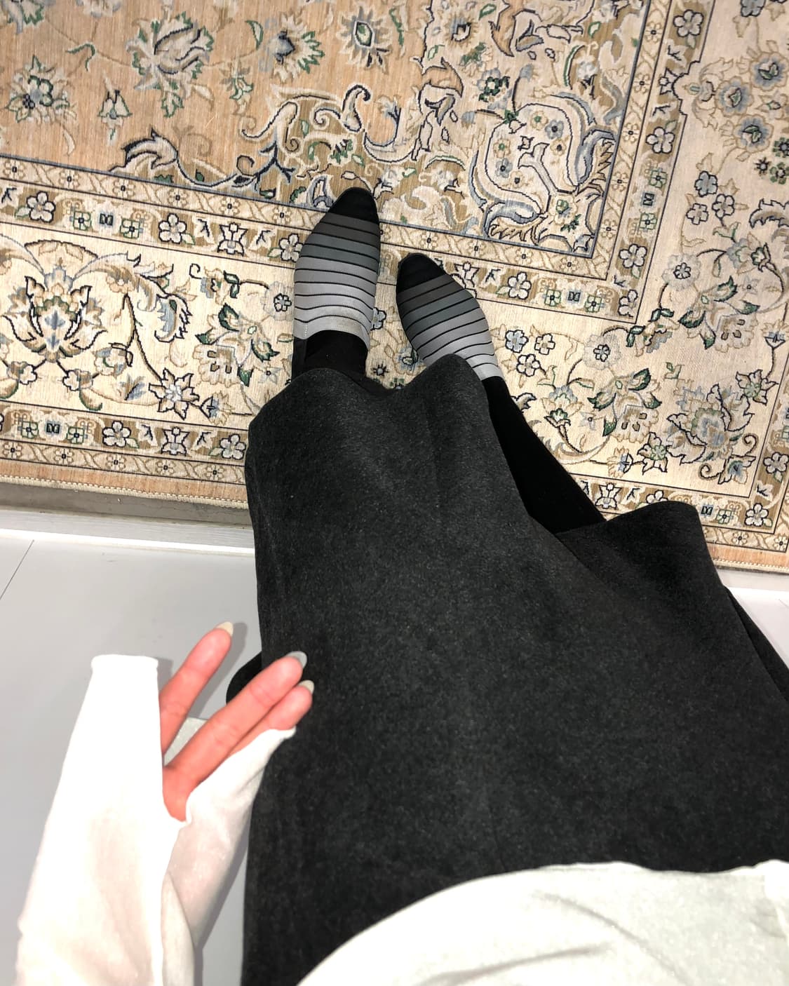 차콜 미디 스커트 상품이미지3