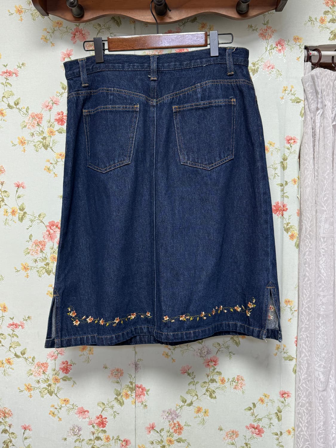 빈티지 플라워 자수 데님 스커트 상품이미지2