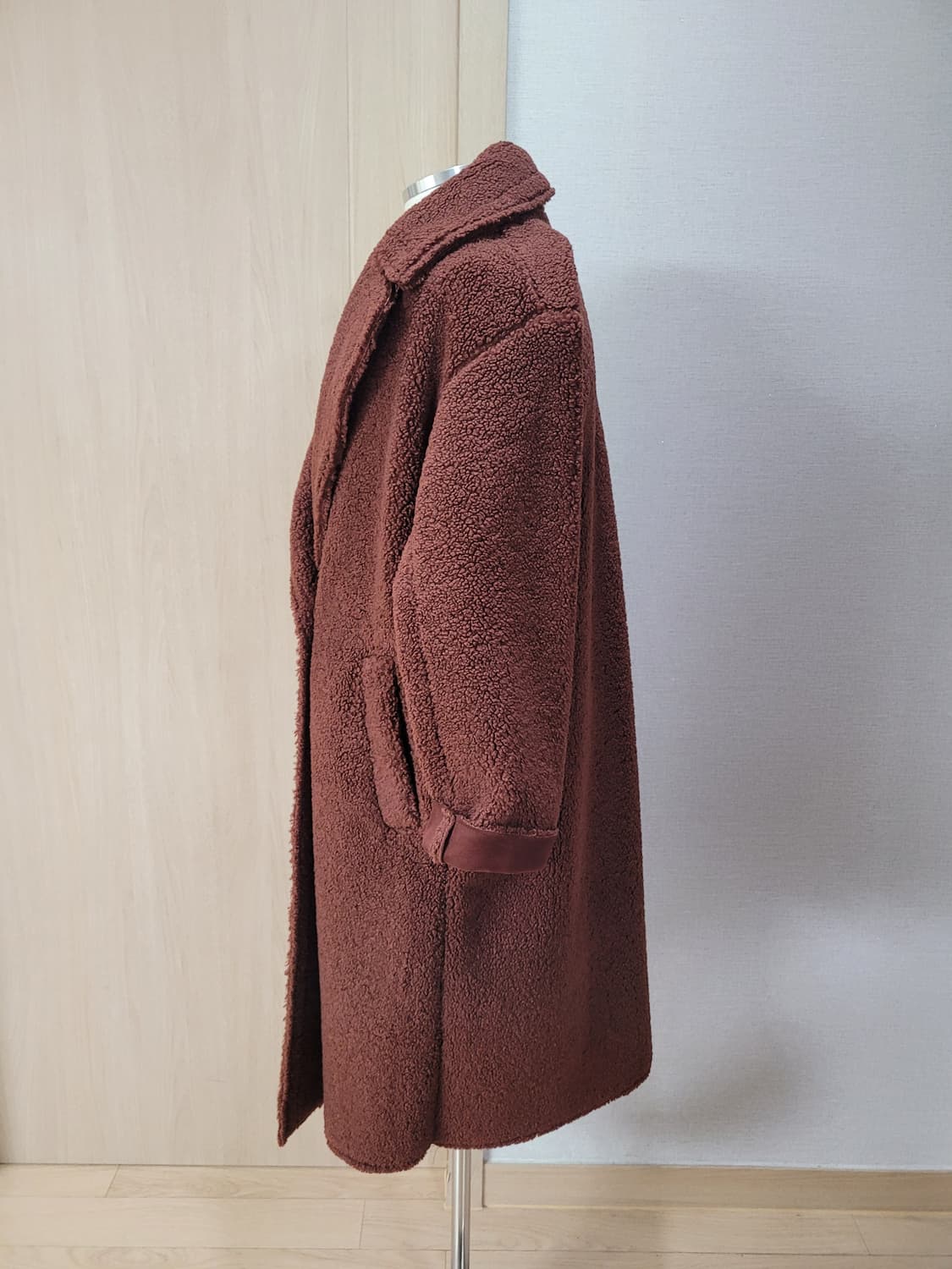 에이치커넥트 H:CONNECT 여자 테디베어 무스탕 롱코트 브라운 상품이미지5