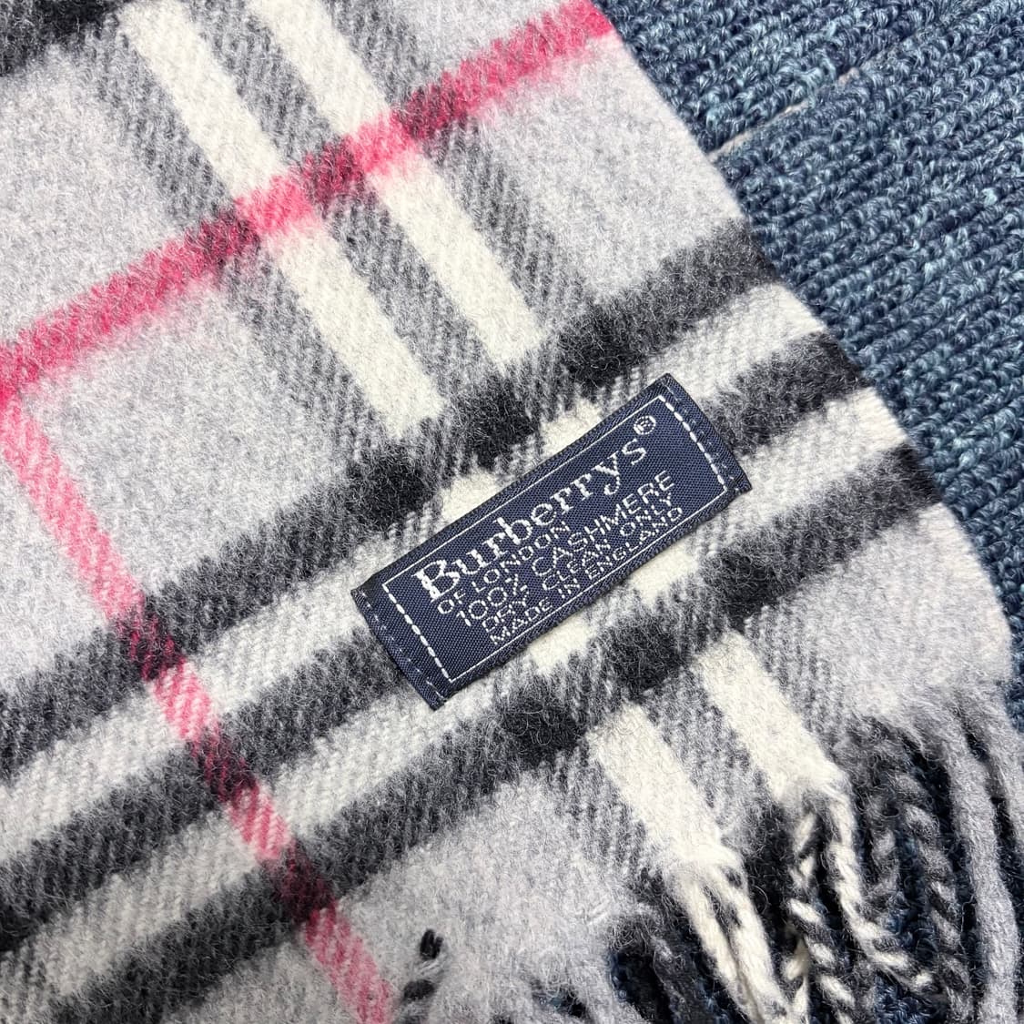 버버리 캐시미어 100% 머플러 상품이미지2