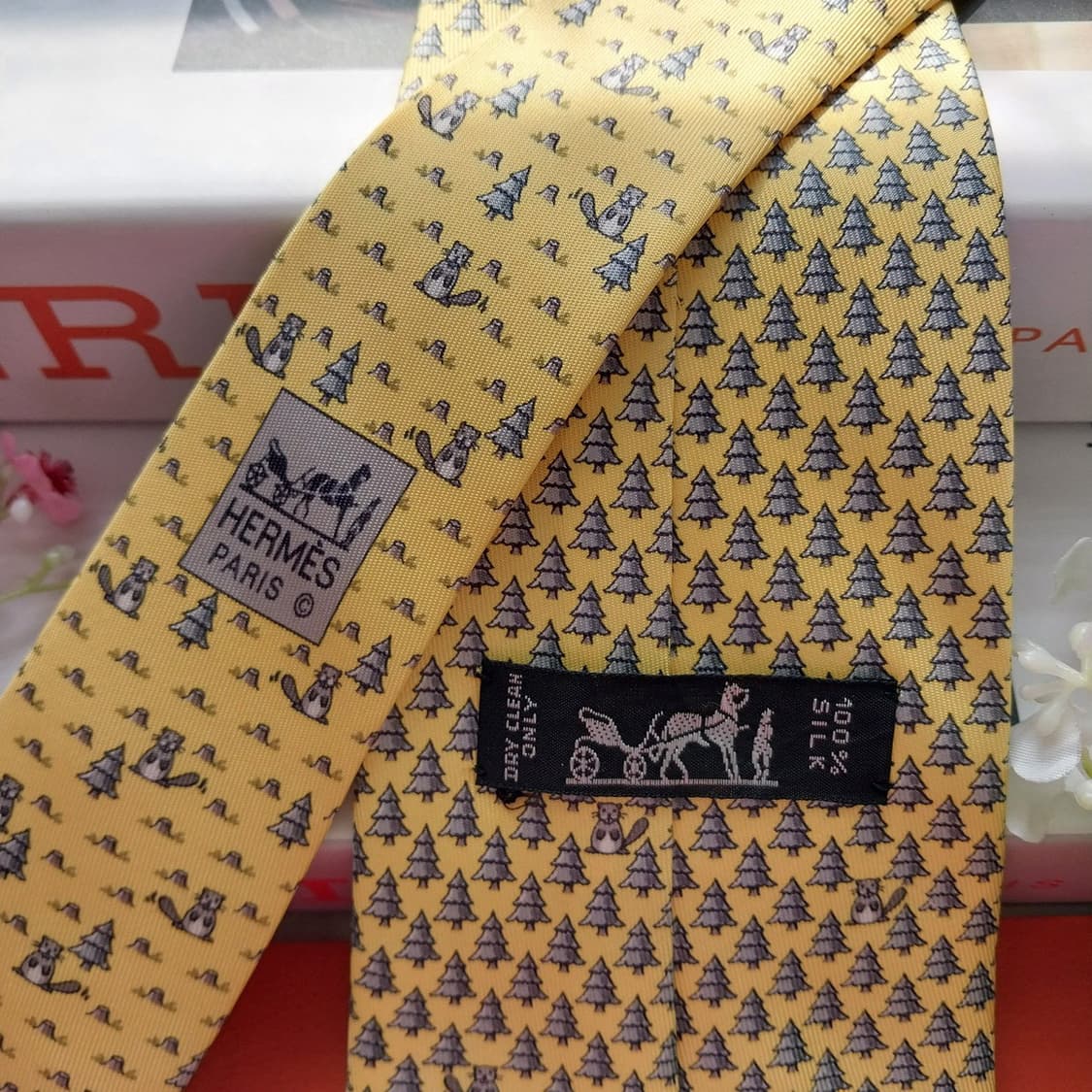 에르메스 실크 숲속 패턴 넥타이 9.5cm A~A+등급 K2263
 상품이미지6