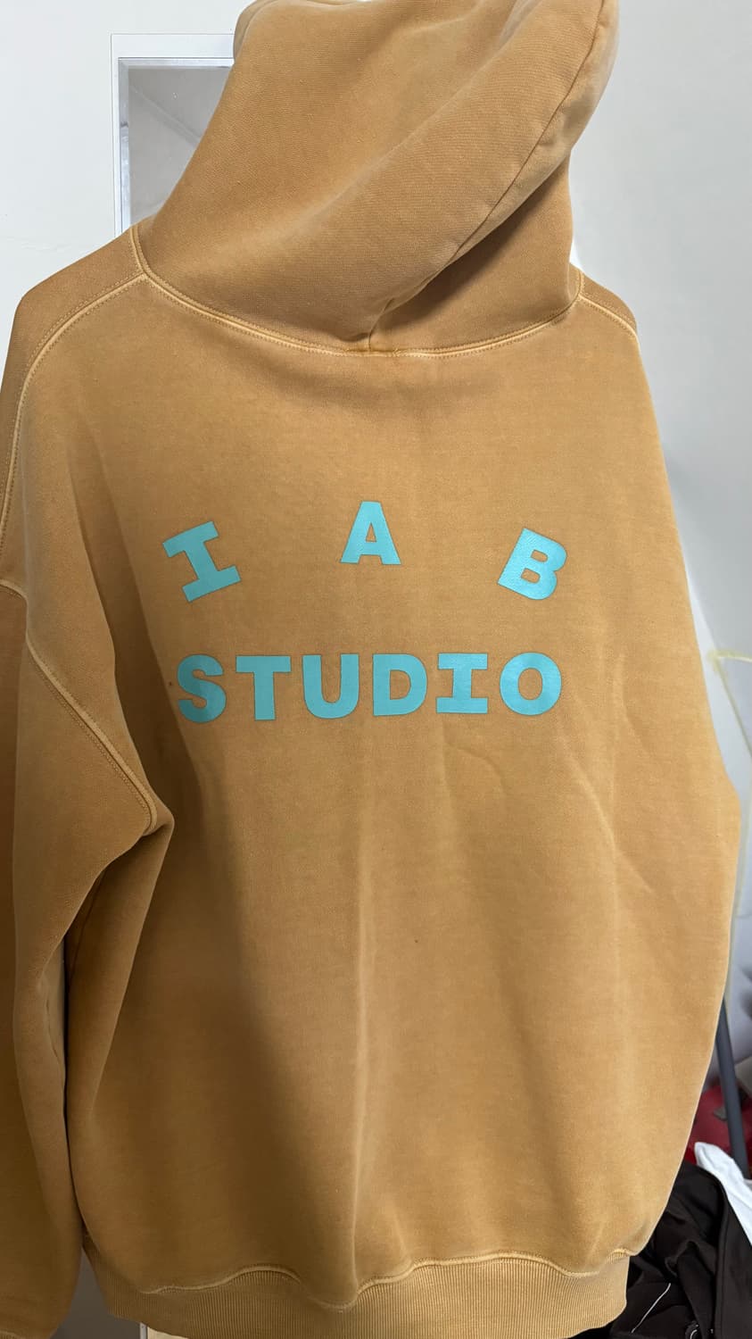 아이앱스튜디오 iab studio 카멜 후드티 105 L 상품이미지2