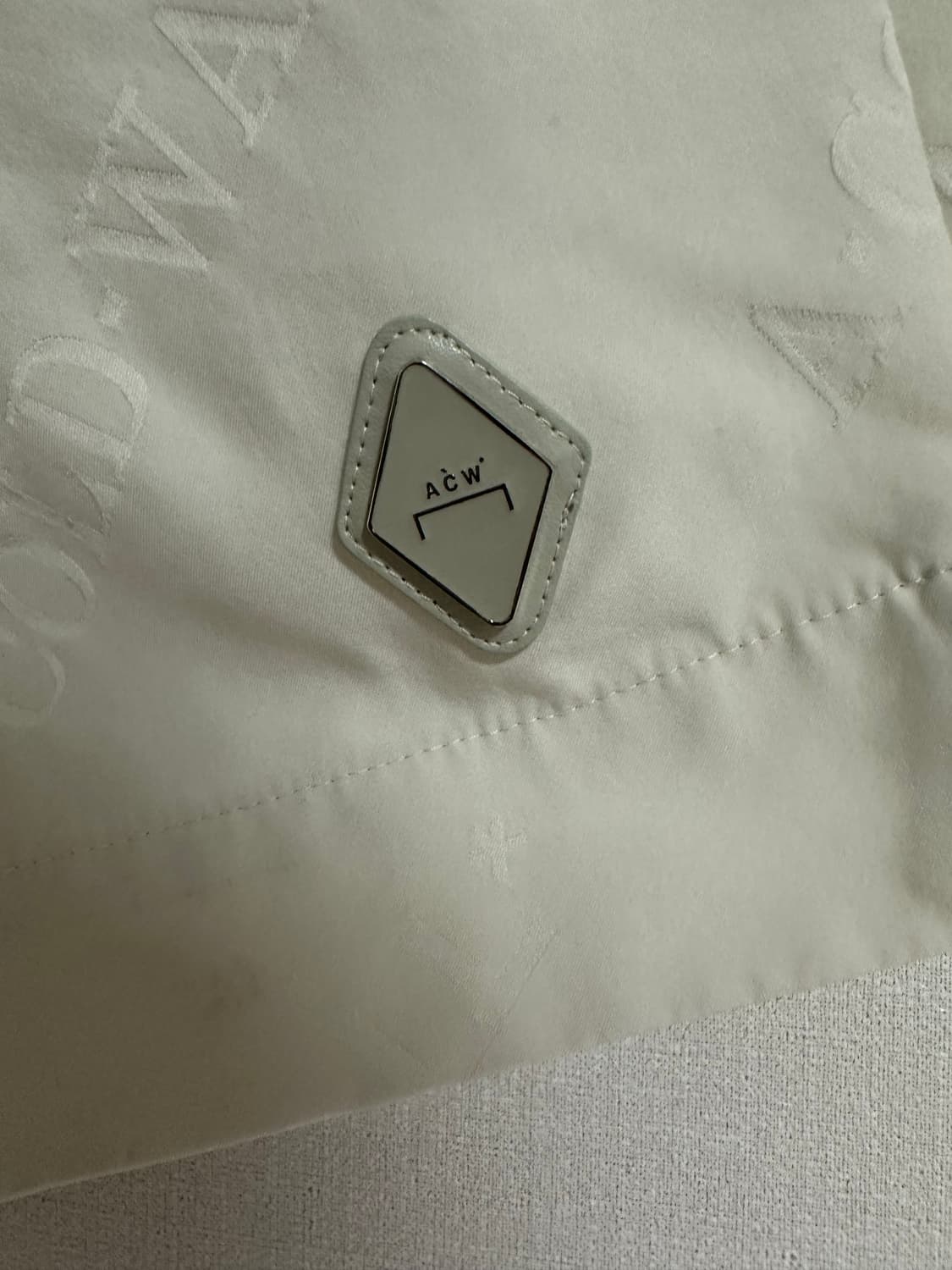 A-COLD-WALL 아이보리 나일론 쇼츠 상품이미지3