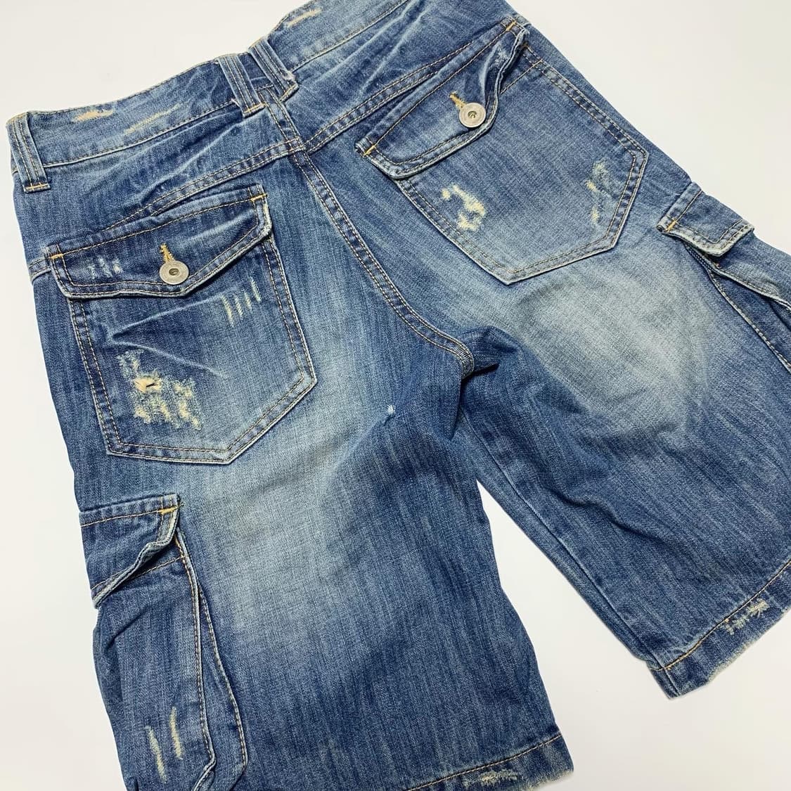 워싱 디테일 데님 카고 반바지 상품이미지4