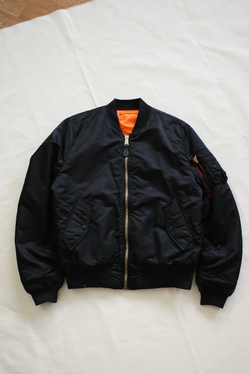 알파 인더스트리 MA-1 자켓 상품이미지1