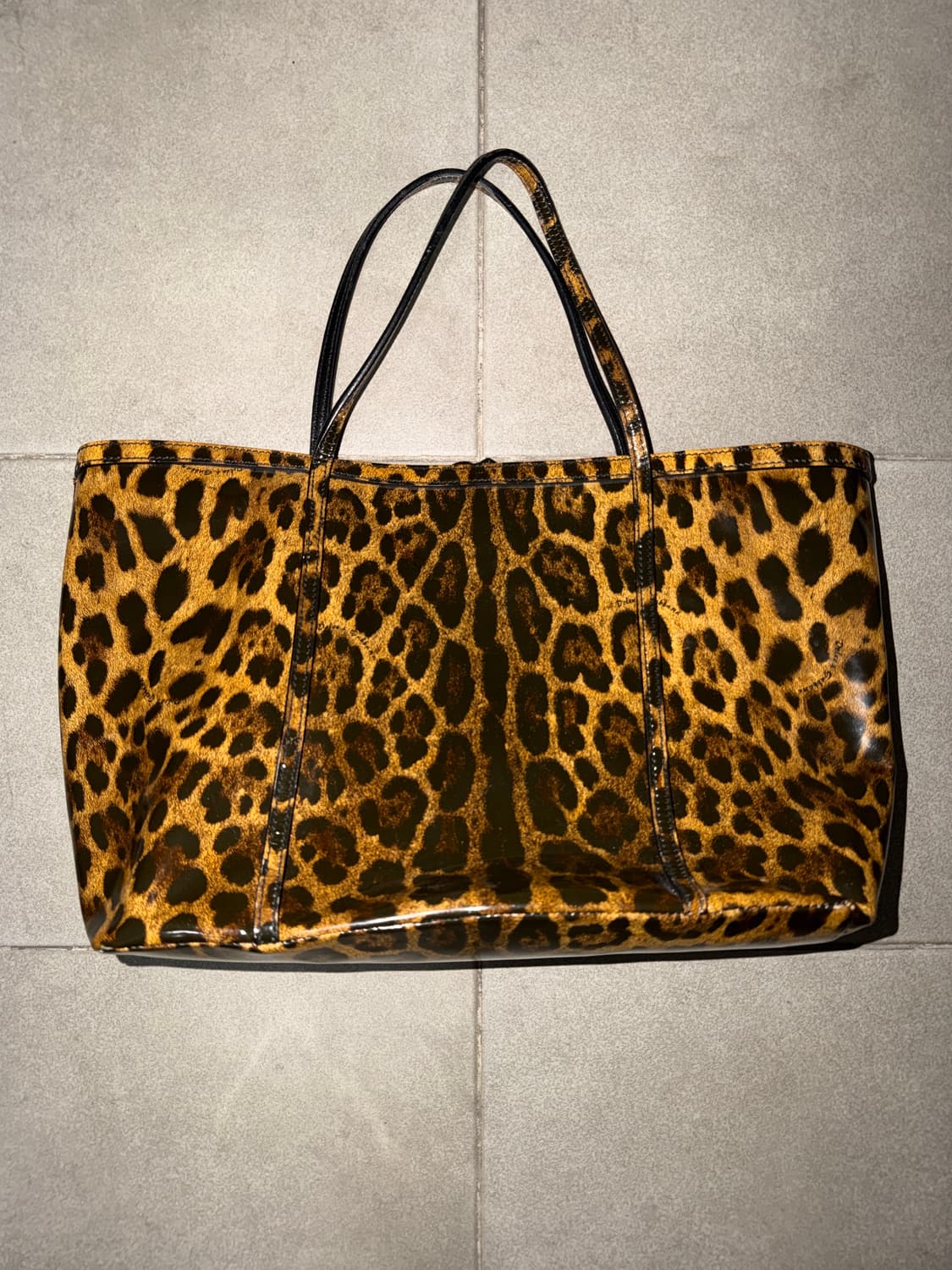 돌체앤가바나 레오파드 레더 도트백 상품이미지3