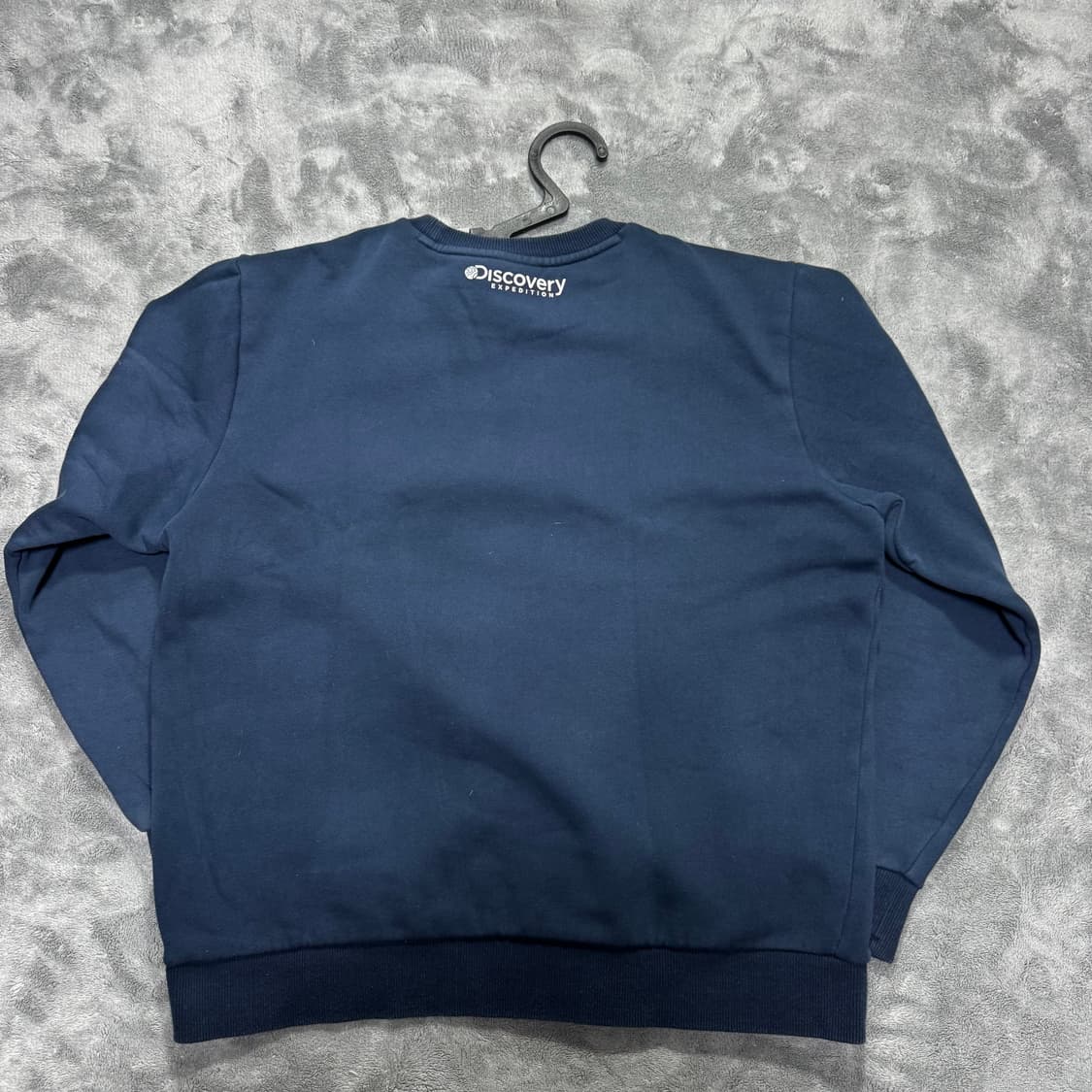 디스커버리 맨투맨 상품이미지2