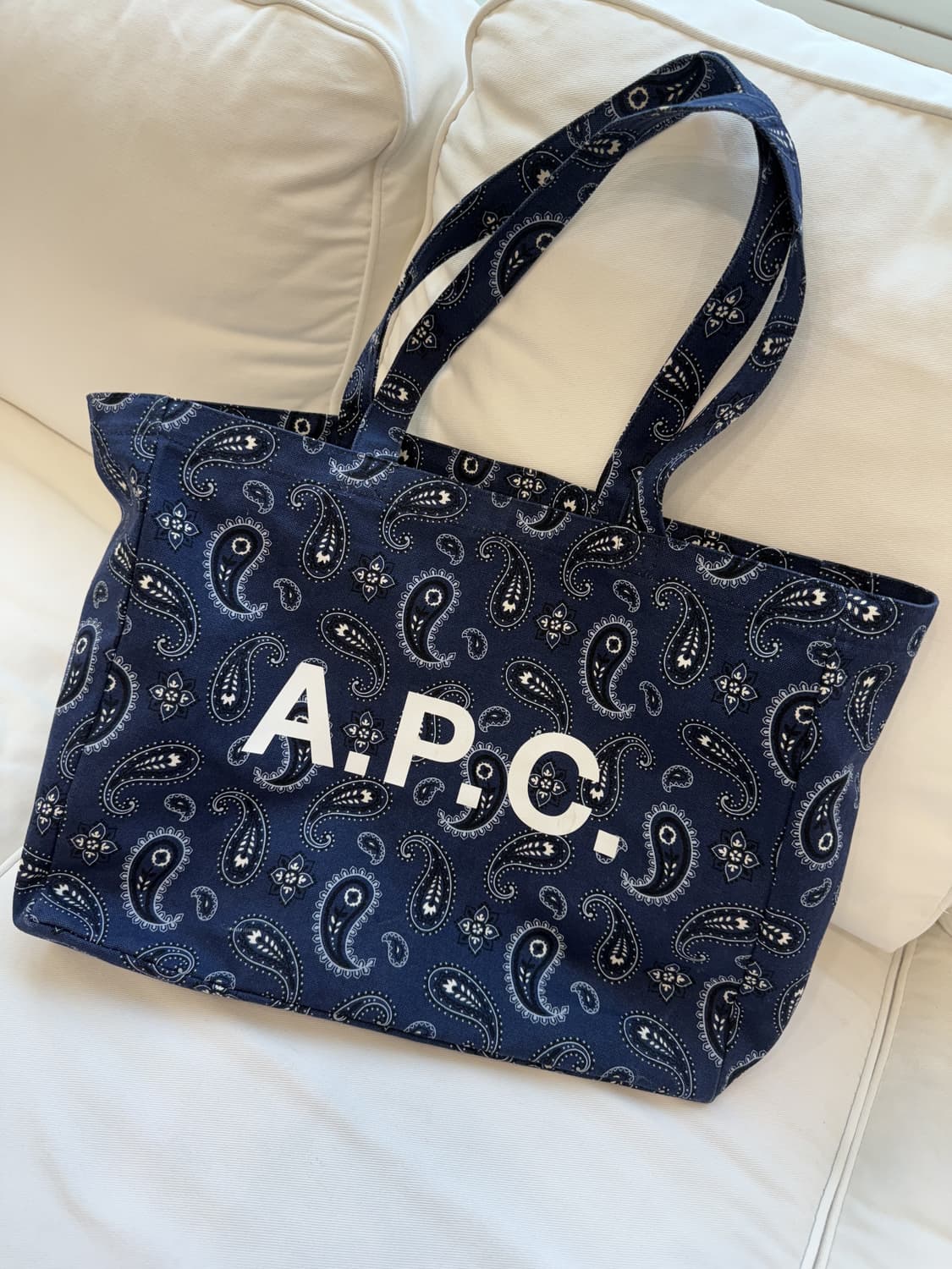 아페쎄 ( A.P.C. ) 페이즐리 캔버스 토트백 상품이미지1