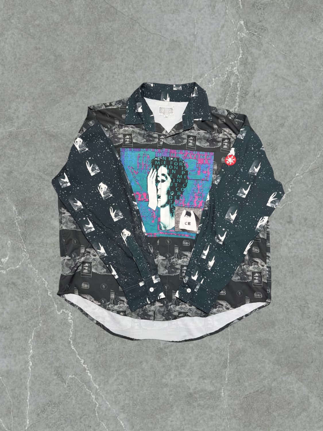 ✨ C.E (Cav Empt) 그래픽 오버사이즈 셔츠 ✨ 상품이미지1