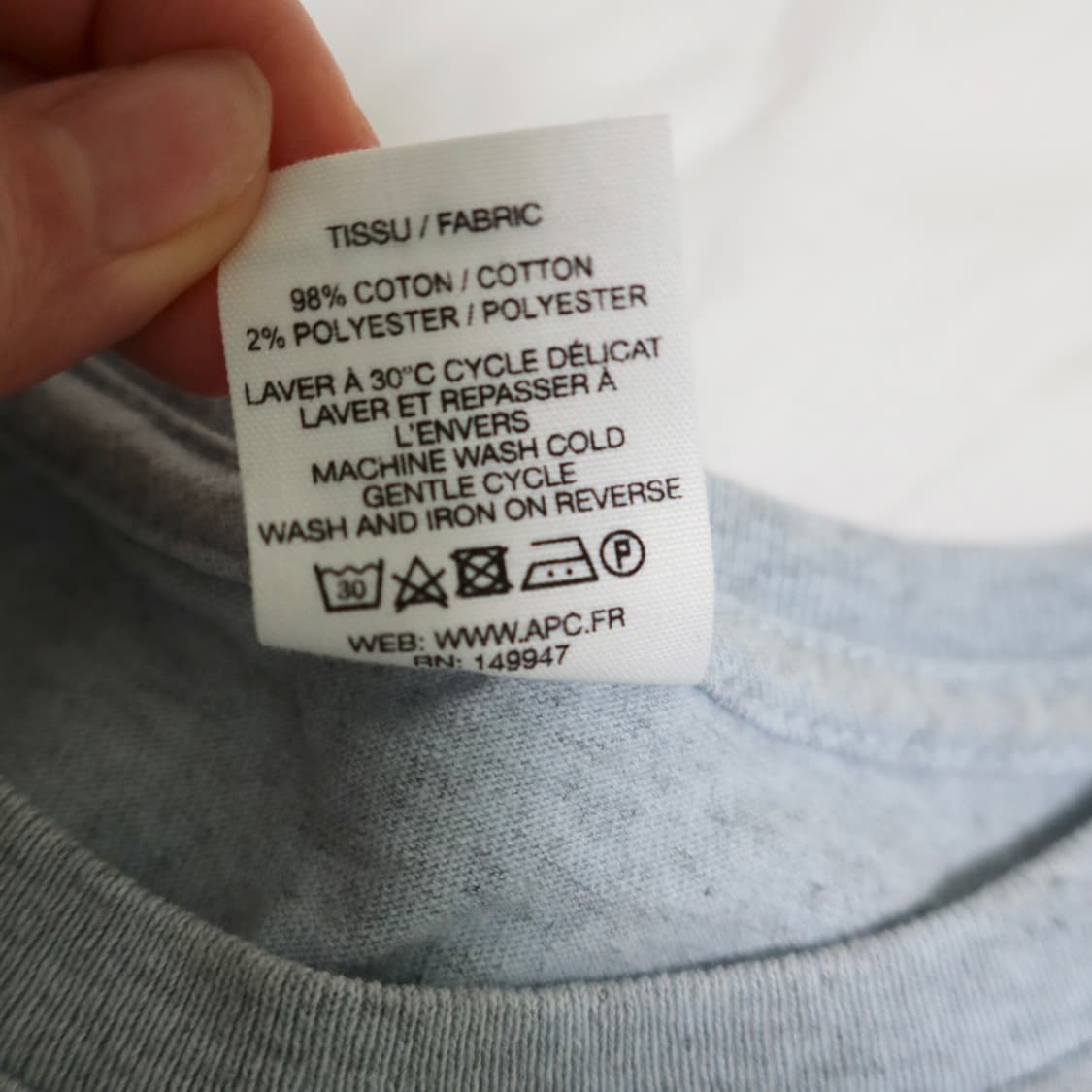 A.P.C. 하늘색 반팔티 상품이미지5