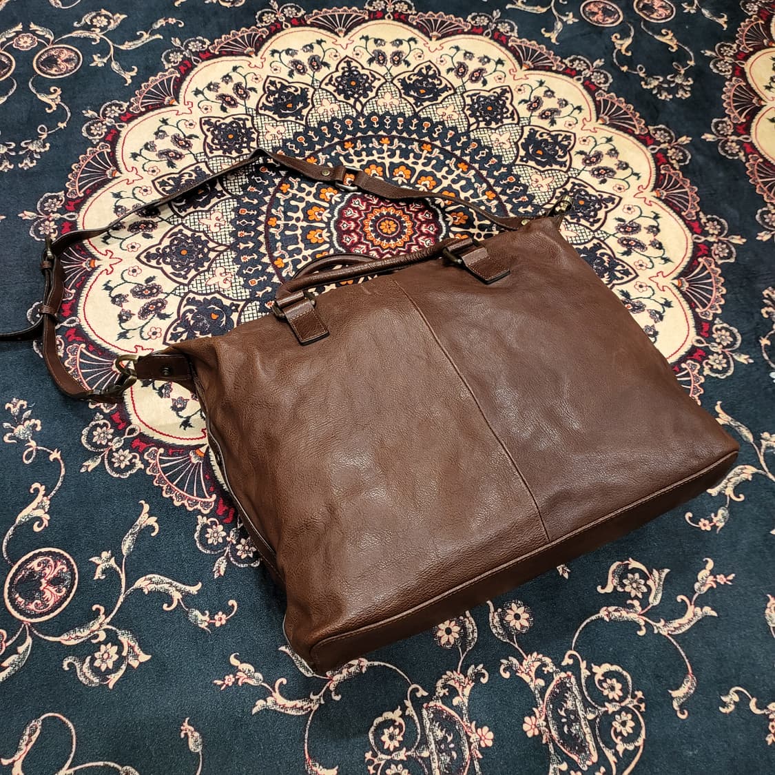 몽삭 레더 크로스백 상품이미지4