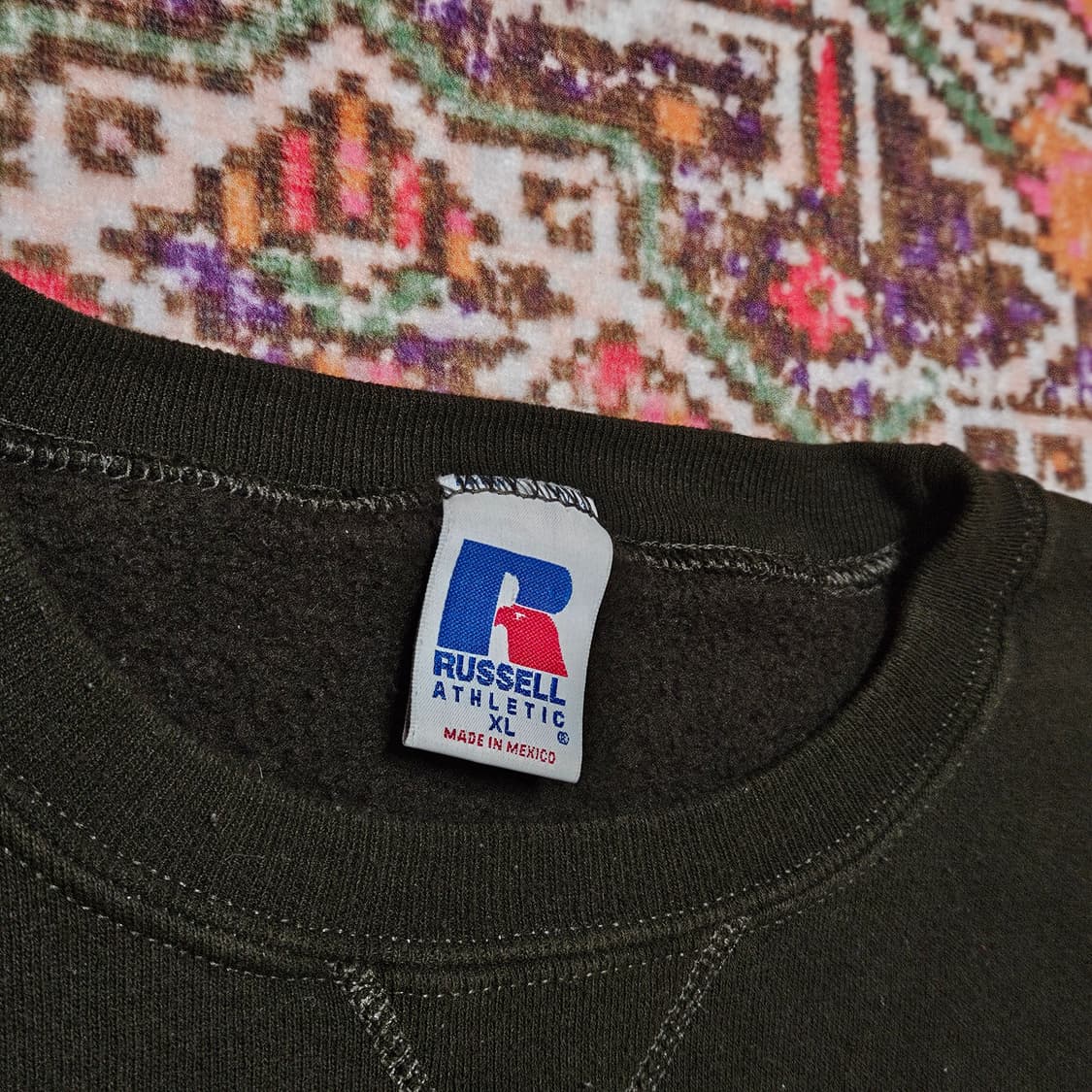 90s 러셀 레터링 스웻 아미 그린 (XL) 상품이미지3