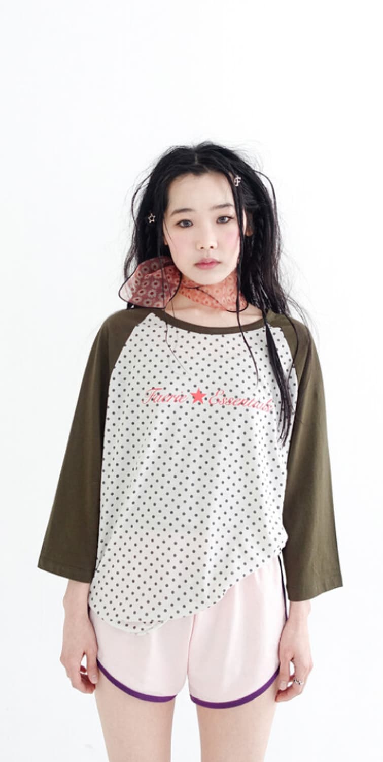 F.E.E.S Dot reglan sleeve top 상품이미지2