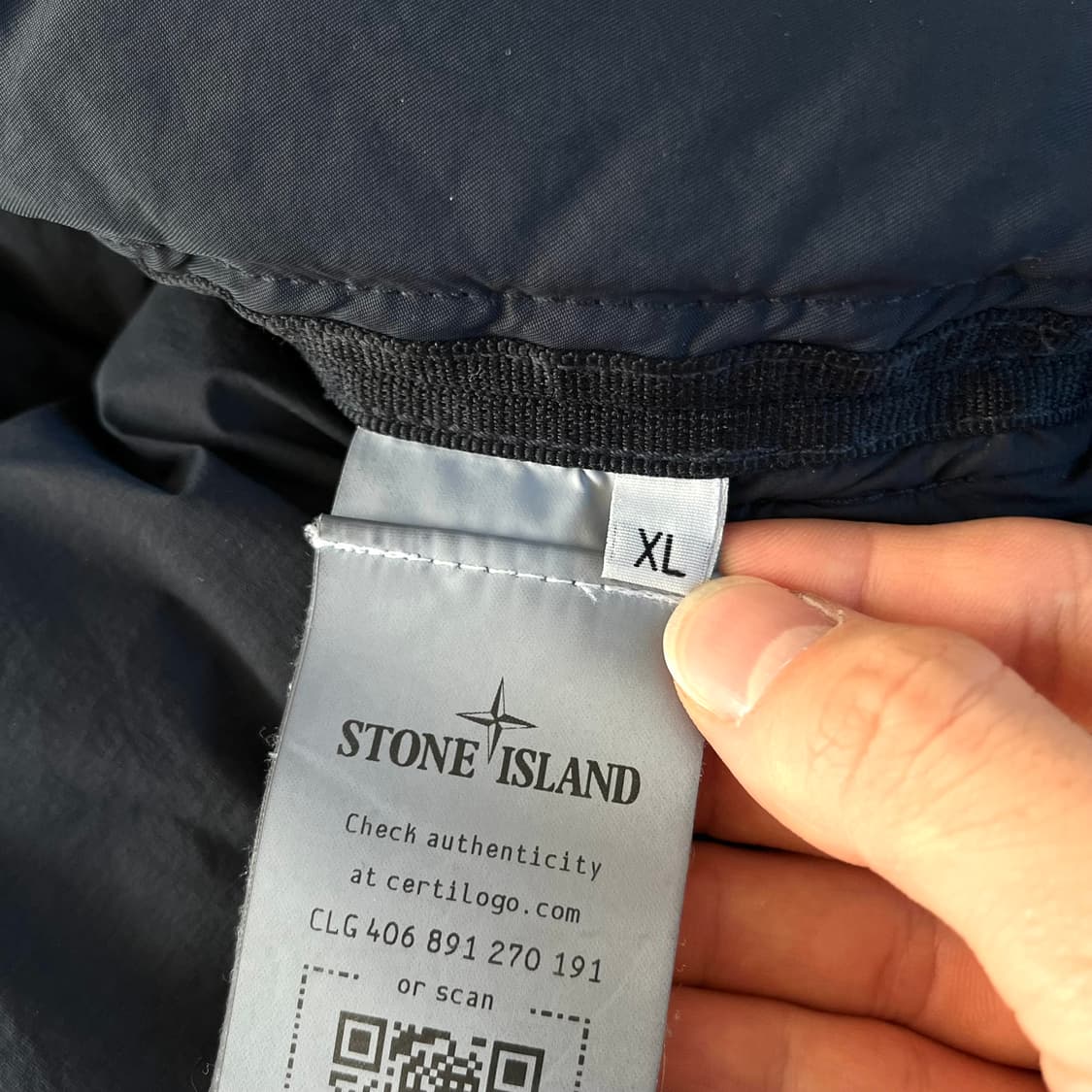 [S급/XL] 스톤아일랜드 심리스 패딩 다크네이비 상품이미지6