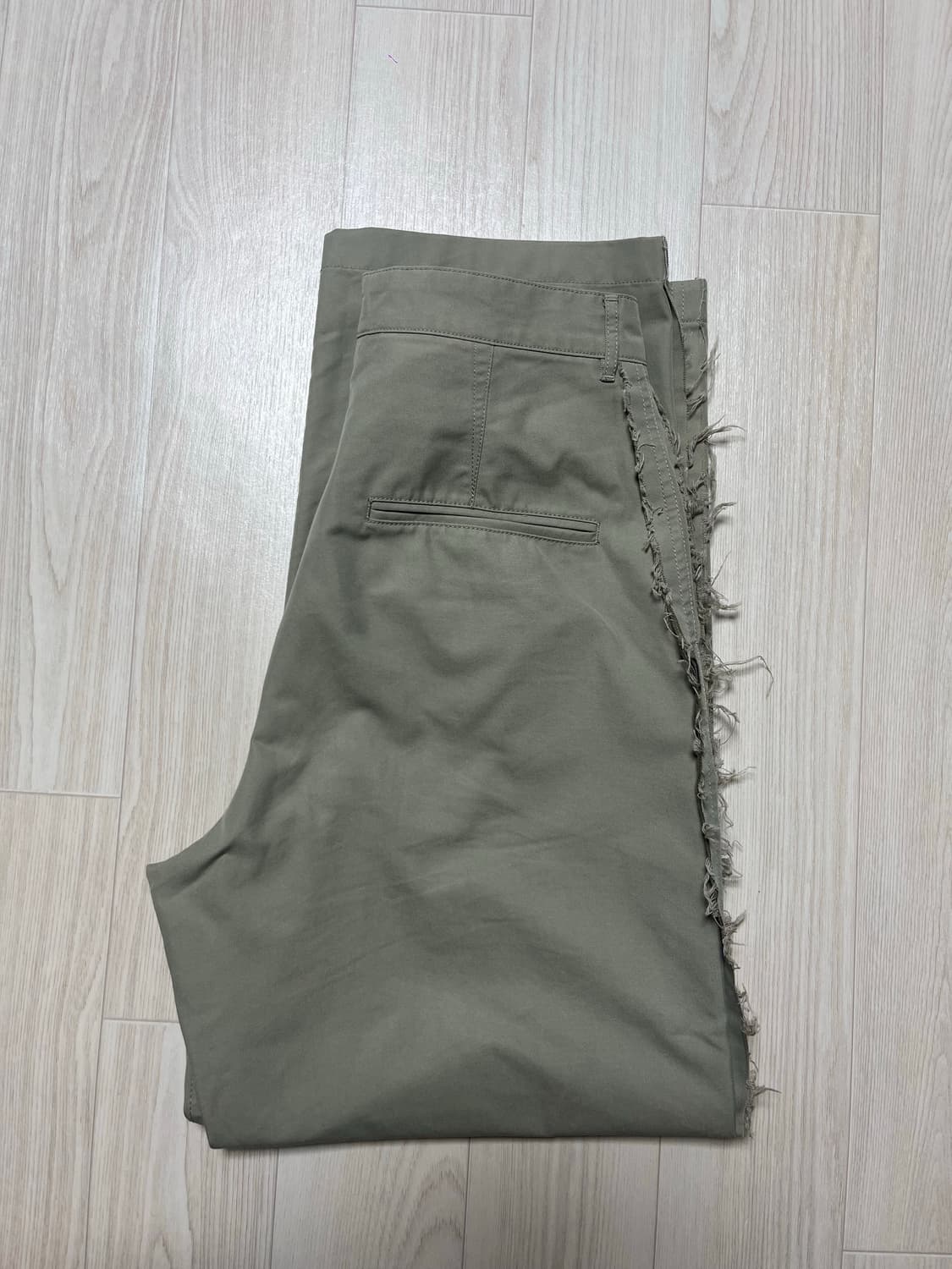 [언어펙티드]RAW EDGE CHINO PANTS (베이지) _ S사이즈 상품이미지10