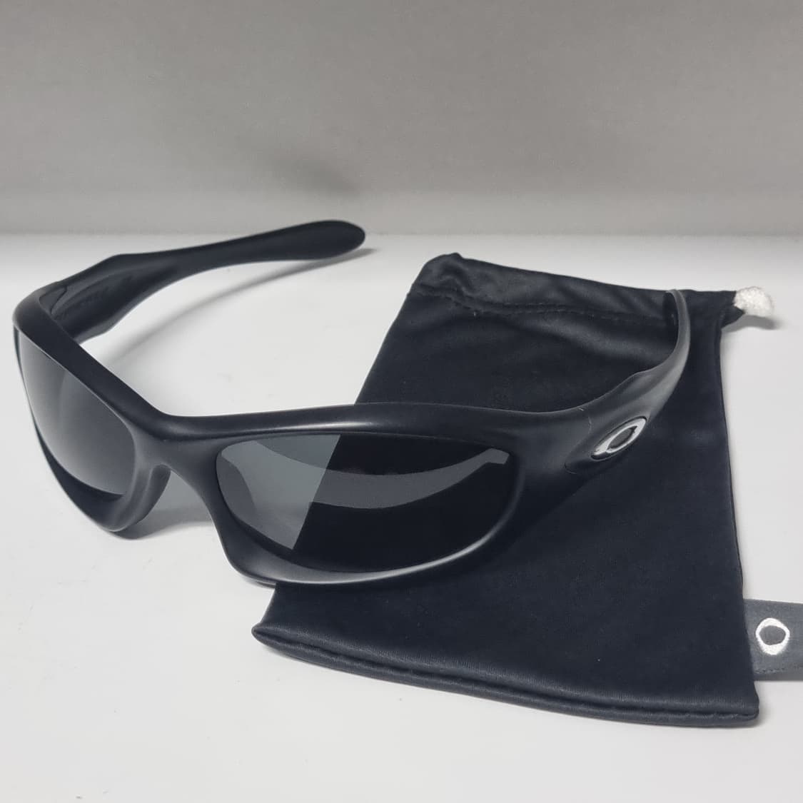 오클리 몬스터독 매트블랙 새렌즈 상품이미지1