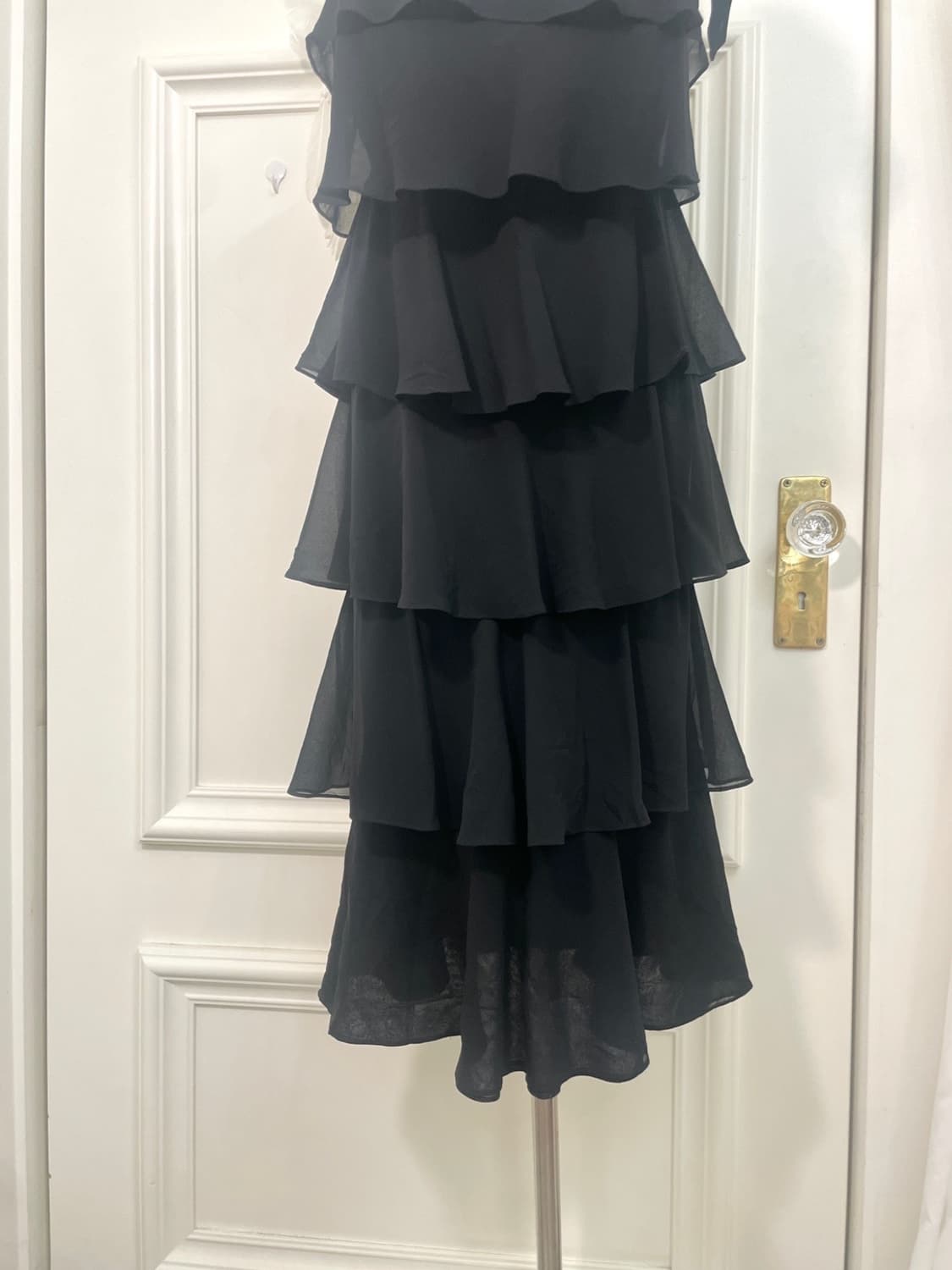 black ruffle one-shoulder bow opc 상품이미지8