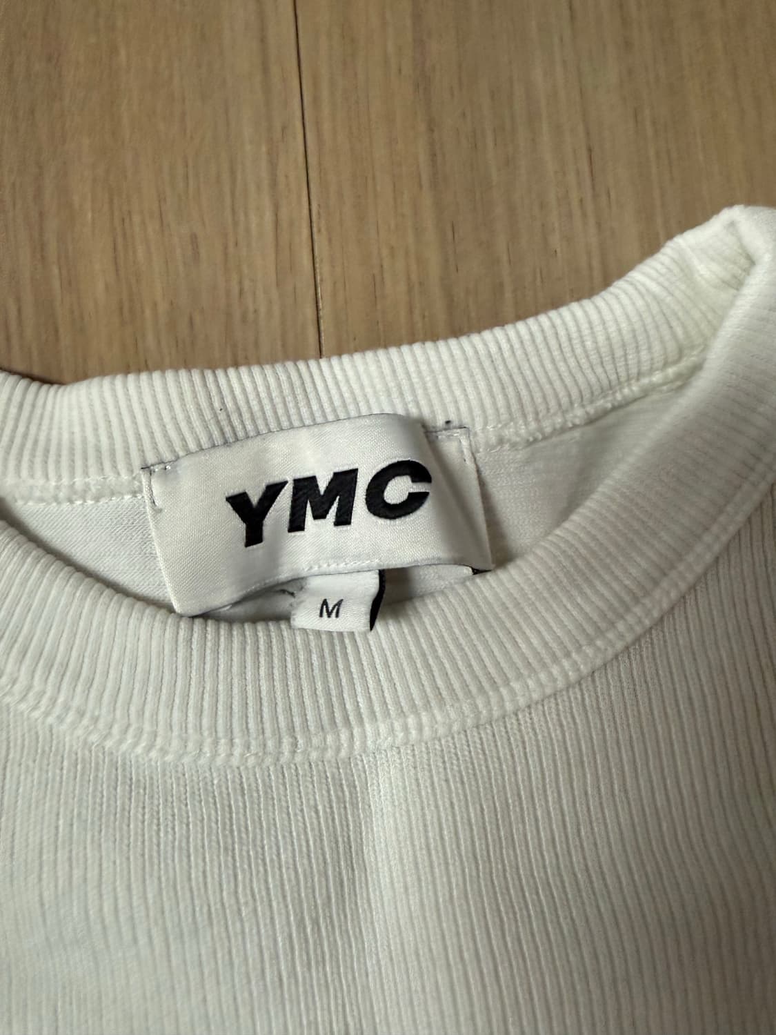 YMC 화이트 맨투맨입니다. 상품이미지2