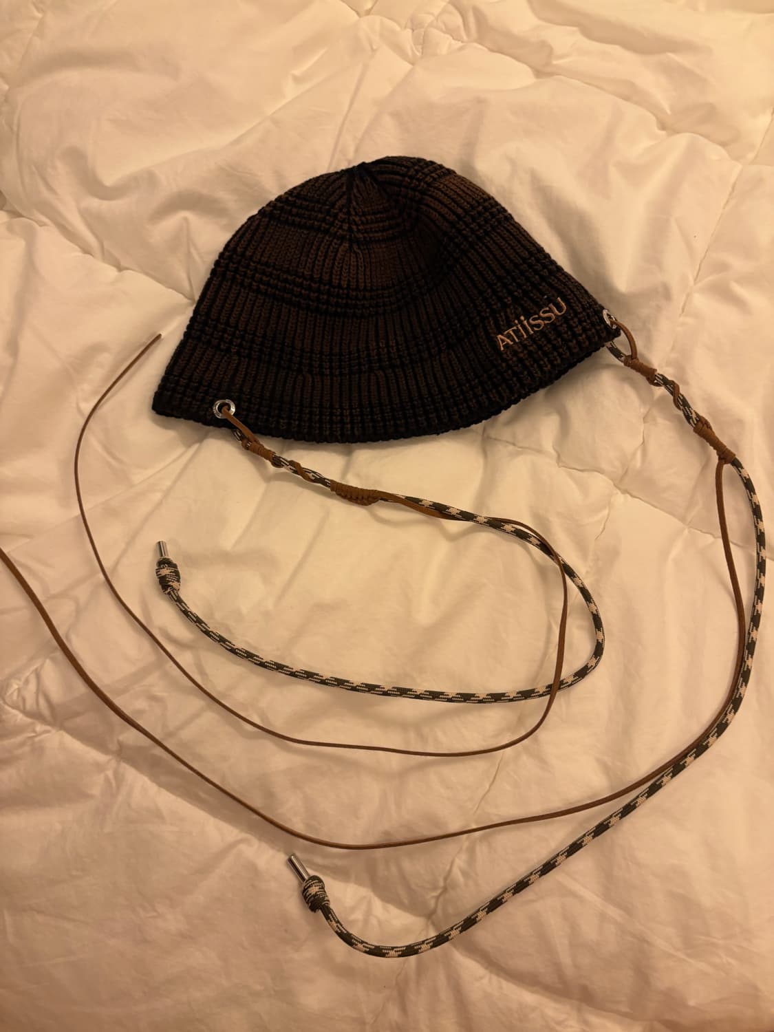 Atiissu 어티슈 팔콘 비니 브라운 상품이미지3