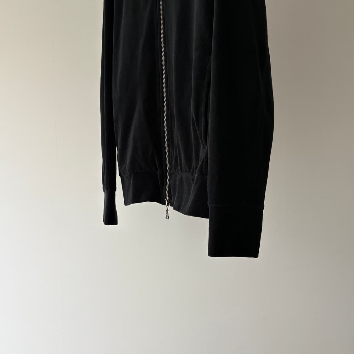  ▫️Zegna Velvet High Neck Zip 상품이미지5