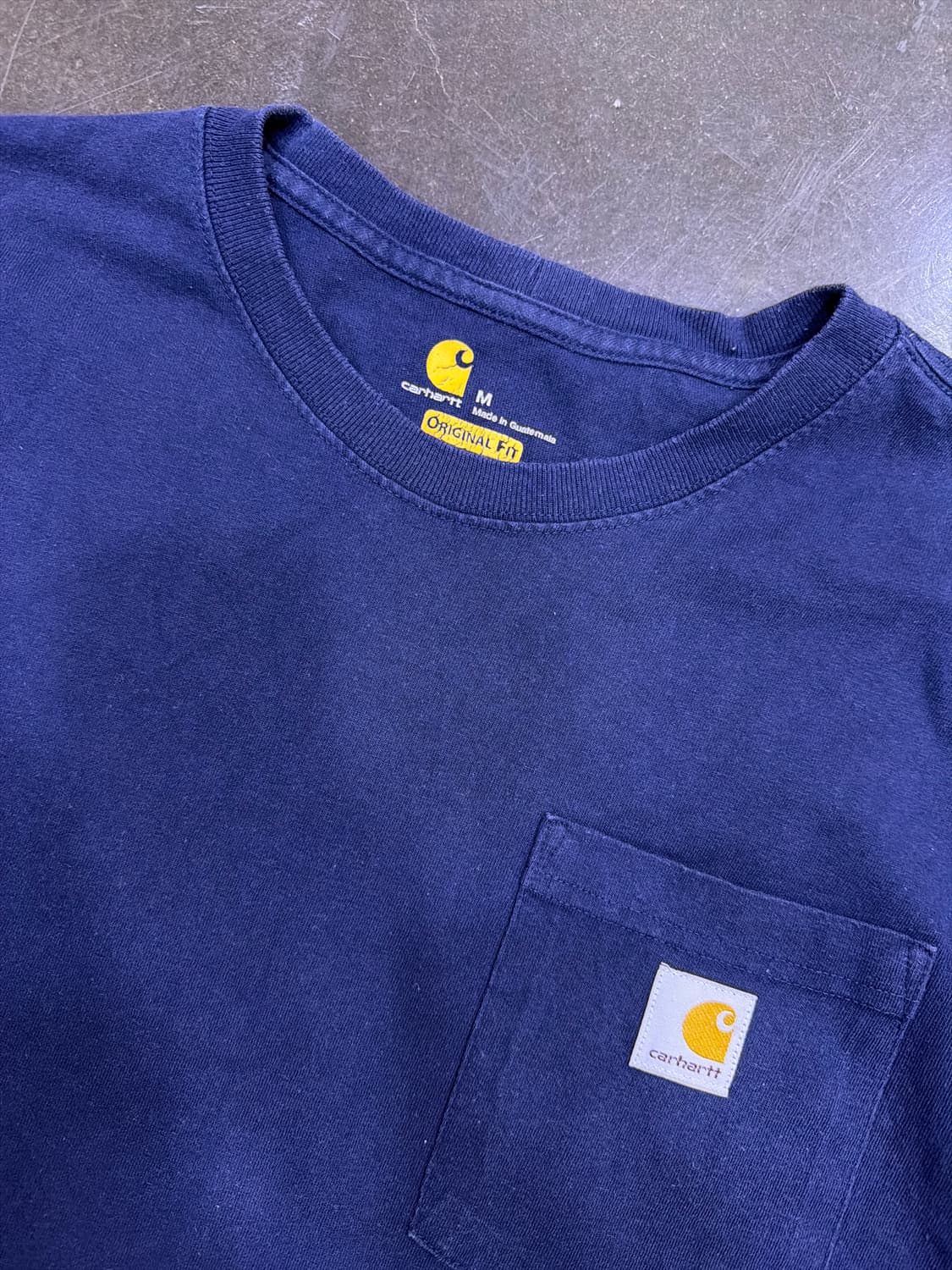 칼하트 빈티지 원포켓 오리지널핏 반팔티 네이비 M 상품이미지3
