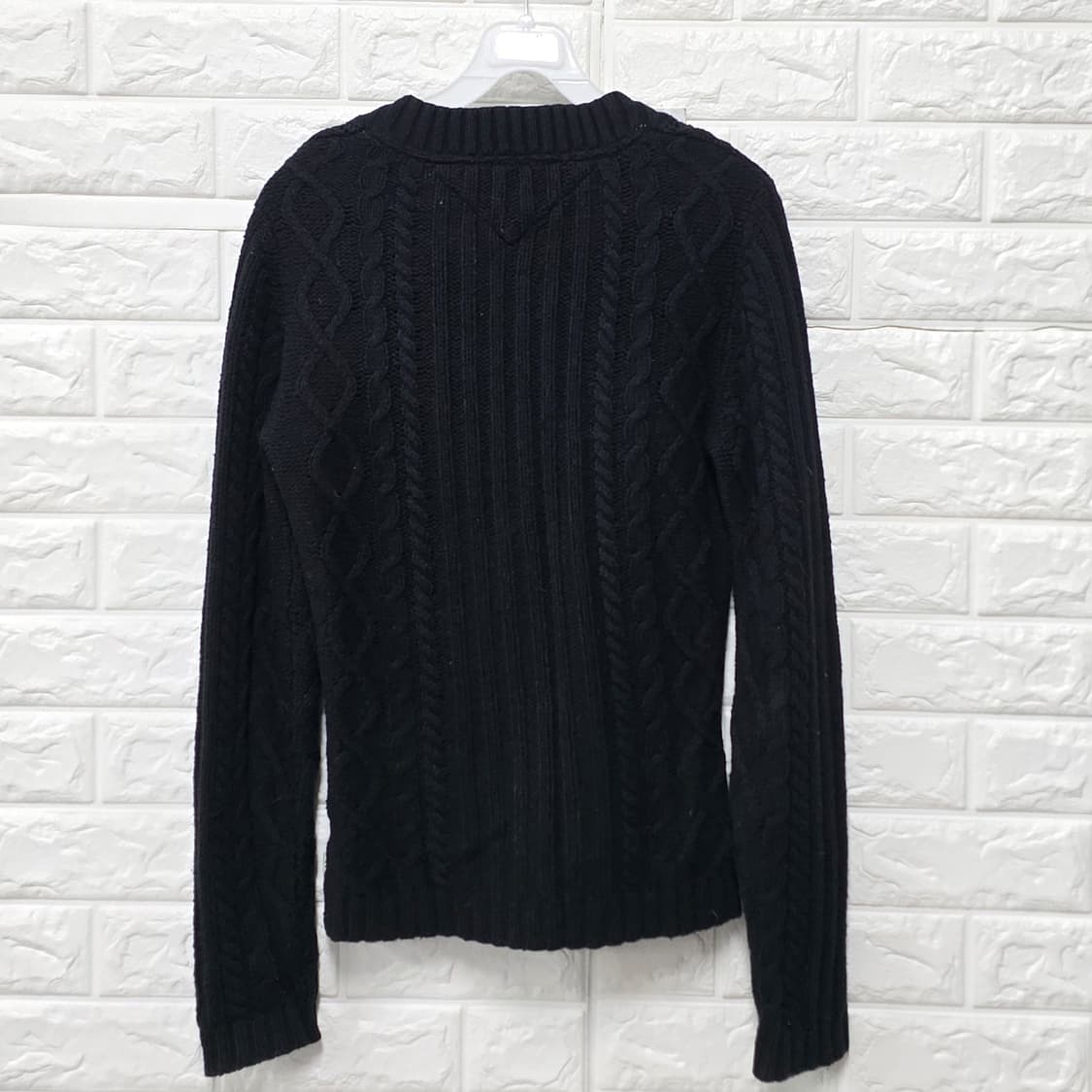 택포_ 타미힐피거 블랙 브이넥 케이블 니트 S 상품이미지4
