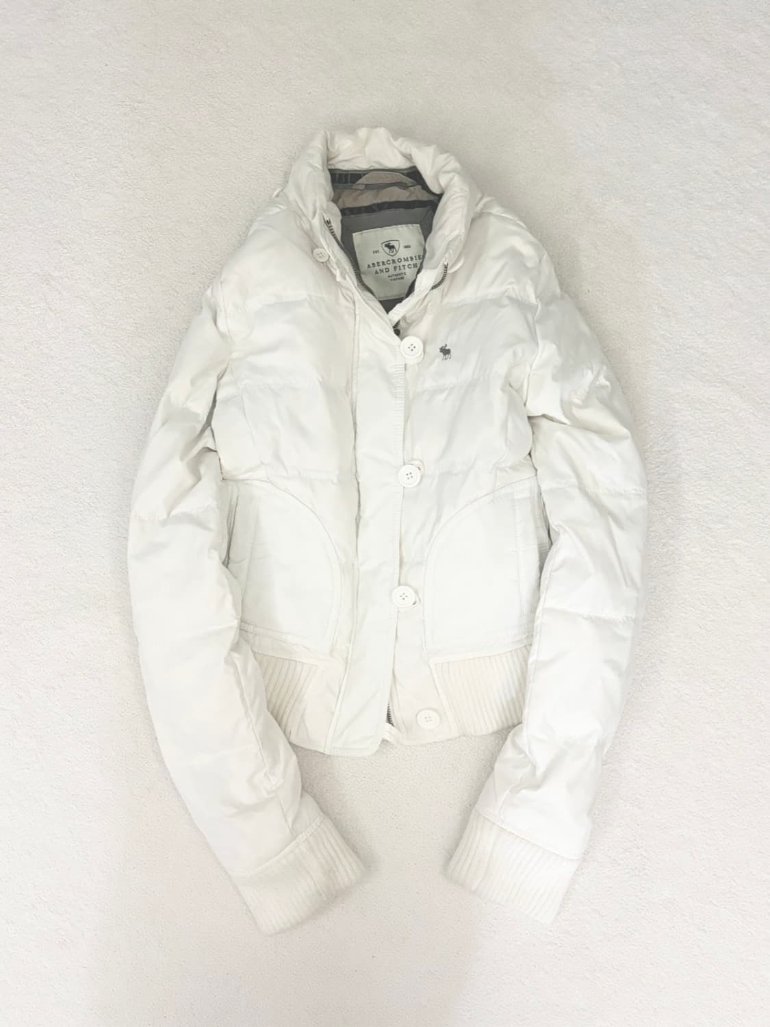 빈티지 아베크롬비 레터링 크림화이트 패딩 니혼진너드 상품이미지1