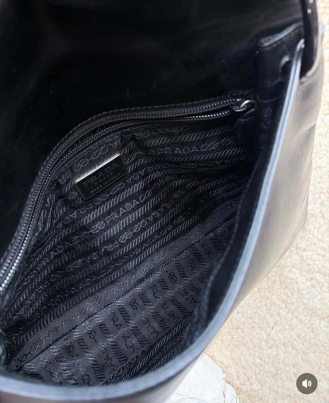 프라다 레더백 상품이미지7