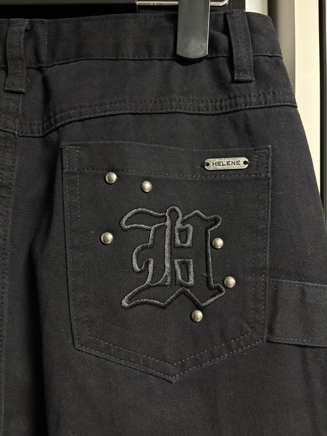 헬레네파리스 피그먼트 스터드 부츠컷 팬츠 블랙  상품이미지4