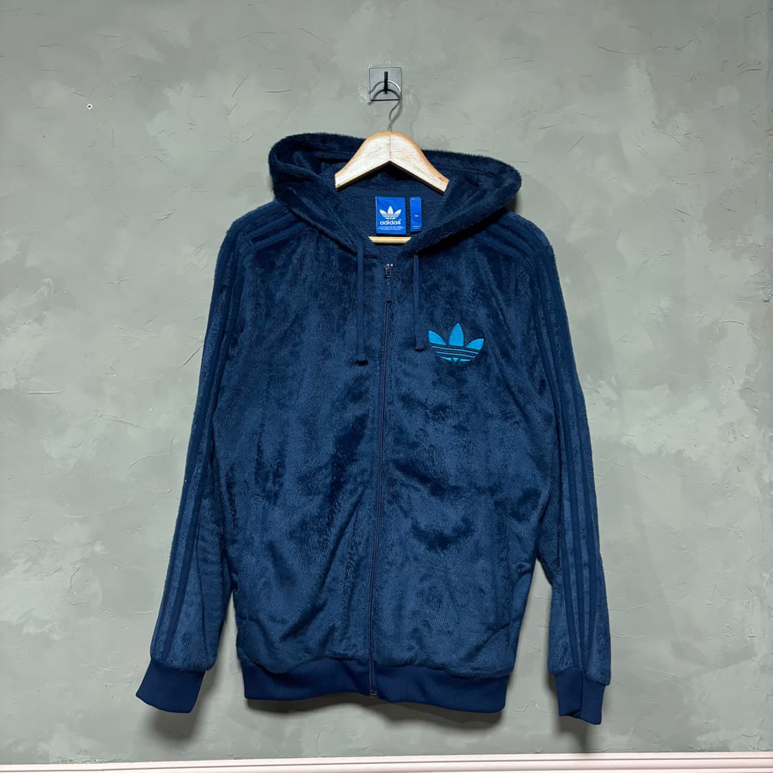 아디다스 파이어버드 백로고 쉐르파 후리스 블루 상품이미지1