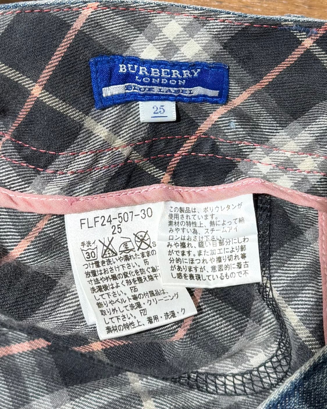 버버리 블루라벨 핑크 로고 데님 미니스커트 상품이미지6