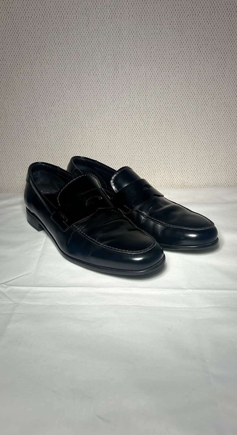 프라다 엠브로이더드 로퍼 상품이미지1