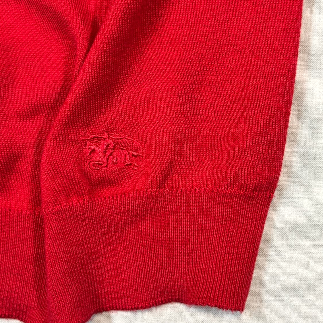 M) 버버리 기마로고 레드 반팔 니트 상품이미지4