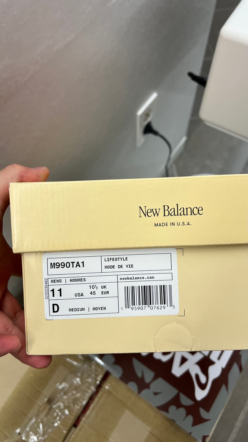 뉴발란스 M990TA1 상품이미지2