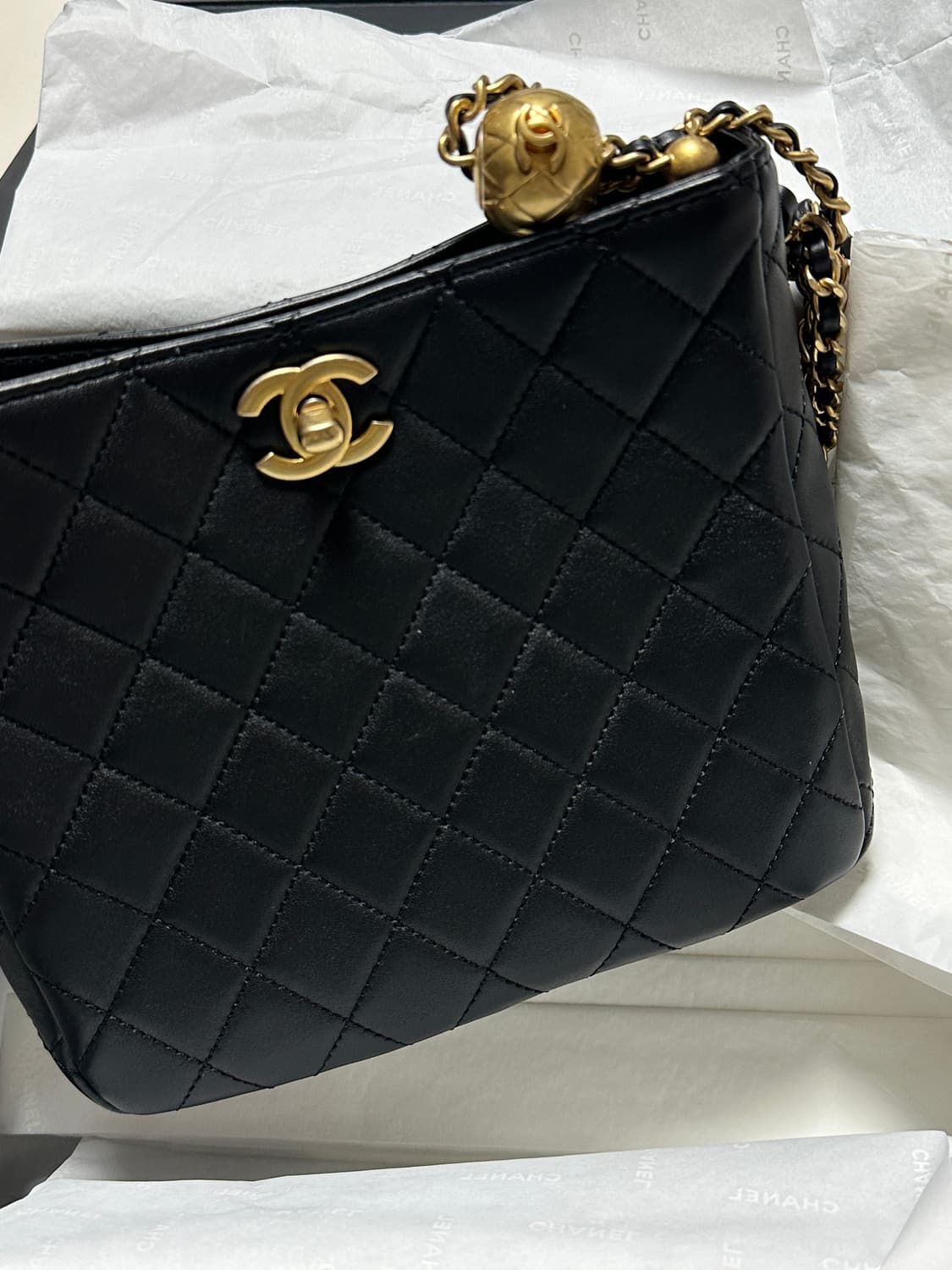 샤넬 시즌 골든볼 호보백 상품이미지10