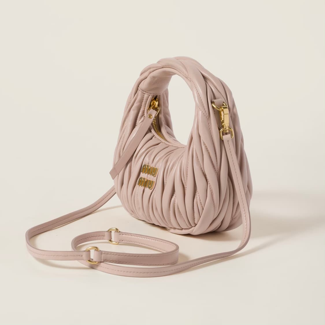 미우미우 완더백 마테라쎄 나파레더 호보백 미니 파우더핑크 5bp078 상품이미지9