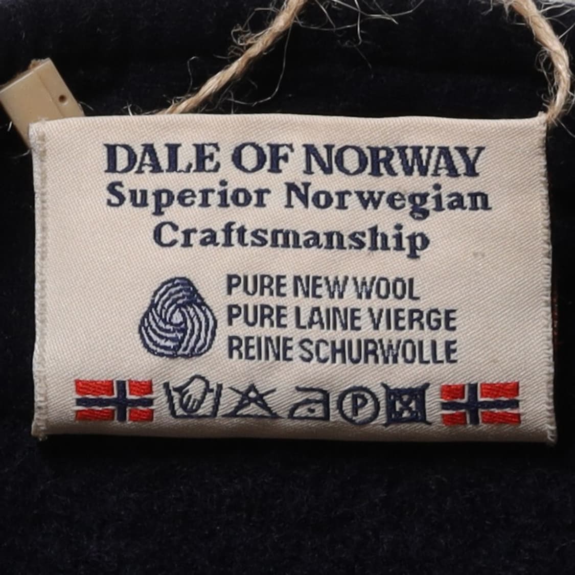 Dale of Norway Nordic Zip Up Cardigan 
 상품이미지8