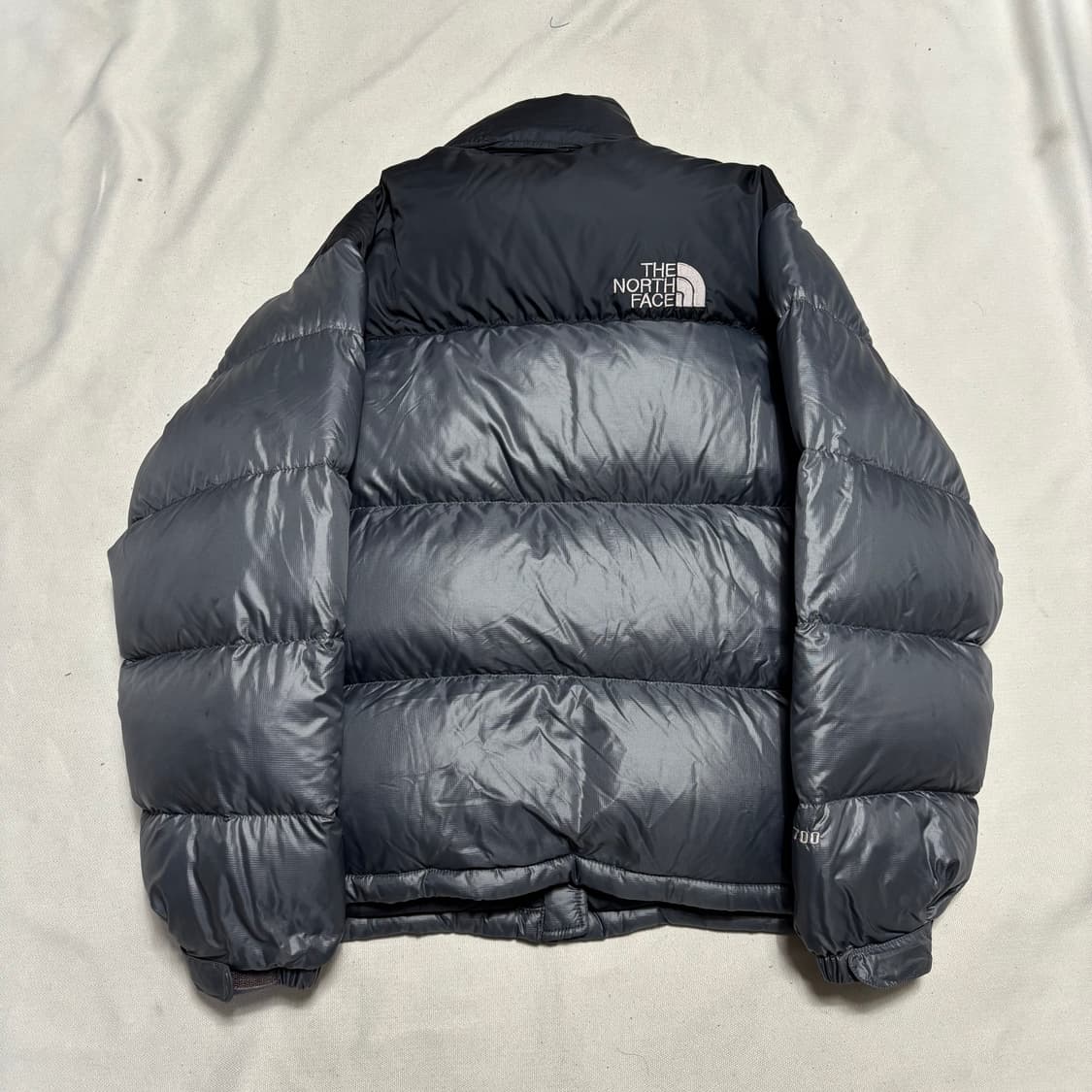 90 노스페이스 700 눕시 챠콜 패딩   상품이미지3